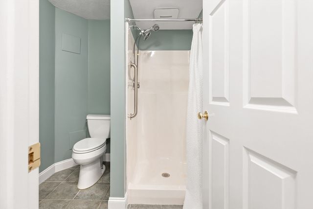 70 Sylvan St 70, Melrose, MA 02176