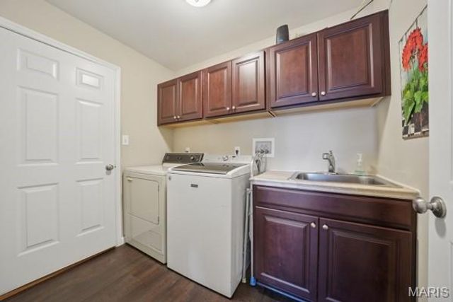 16164 Amber Vista Drive, Ballwin, MO 63021