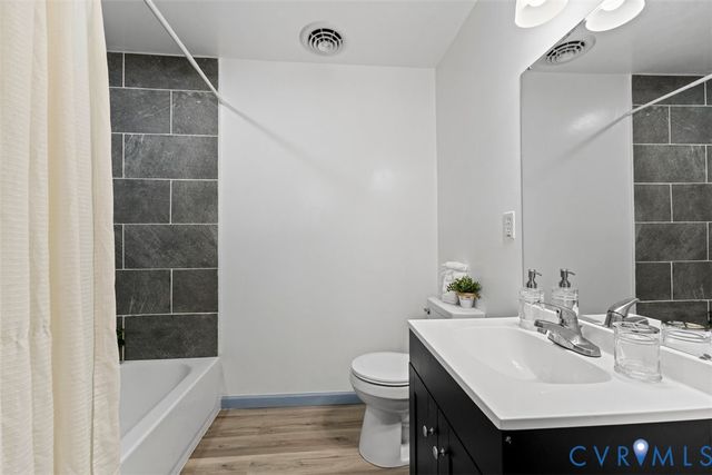 522 S Jefferson St, Petersburg, VA 23803