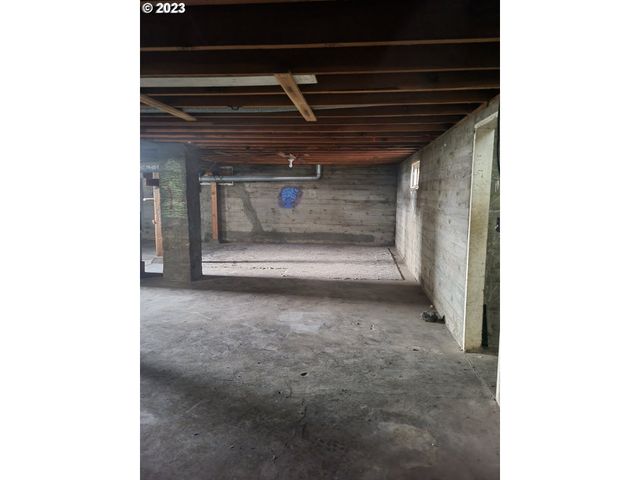 61993 QUAIL Rd, La Grande, OR 97850