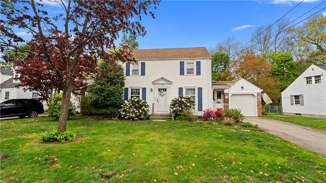 145 Massasoit Drive, Warwick, RI 02888