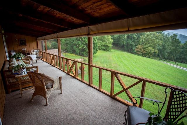 1620 E Buffalo Road, Robbinsville, NC 28771