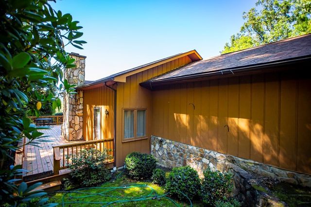 1620 E Buffalo Road, Robbinsville, NC 28771