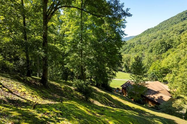 1620 E Buffalo Road, Robbinsville, NC 28771