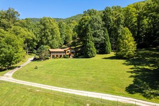 1620 E Buffalo Road, Robbinsville, NC 28771