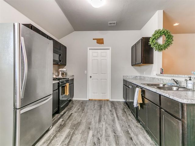 1817 Hannah Lane, Oklahoma City, OK 73127