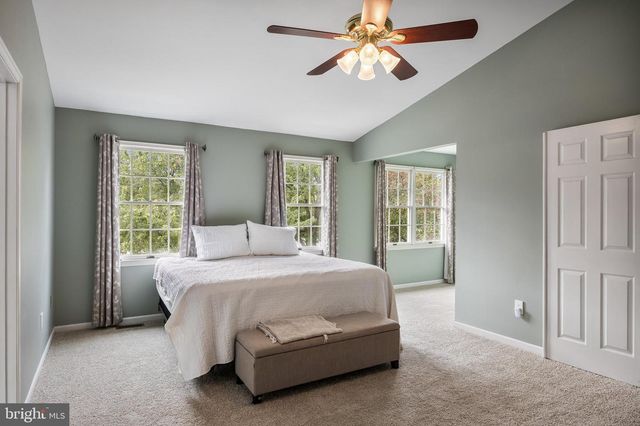 31 CHELSEA RD, Mount Holly, NJ 08060