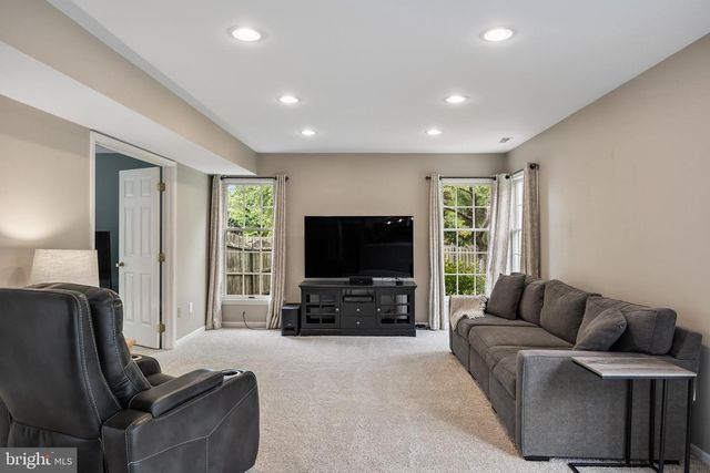 31 CHELSEA RD, Mount Holly, NJ 08060