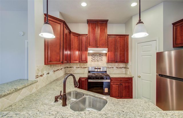 11906 Oakner Drive, Tomball, TX 77377