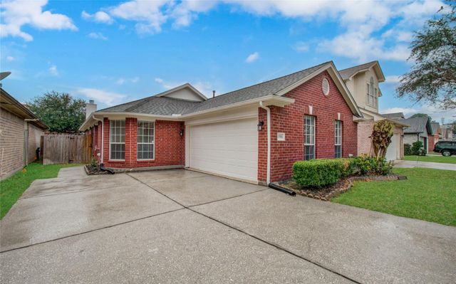 11906 Oakner Drive, Tomball, TX 77377