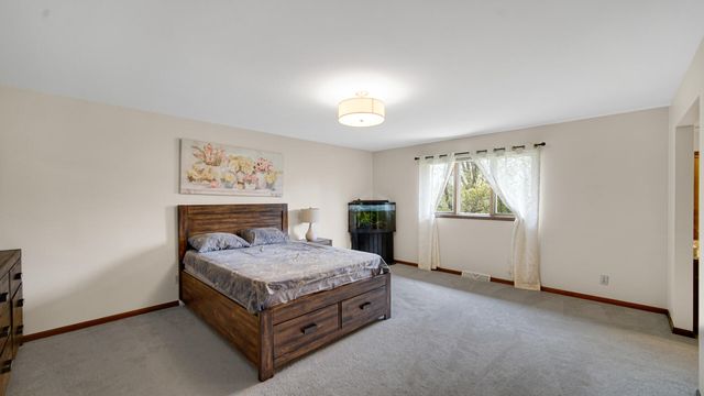 649 W 128th Court, Crown Point, IN 46307
