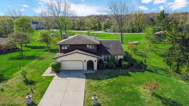 649 W 128th Court, Crown Point, IN 46307