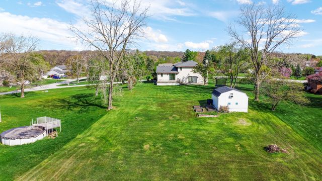 649 W 128th Court, Crown Point, IN 46307