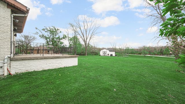 649 W 128th Court, Crown Point, IN 46307