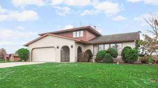 649 W 128th Court, Crown Point, IN 46307