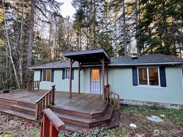 91 N Gadwall Place N, Hoodsport, WA 98548