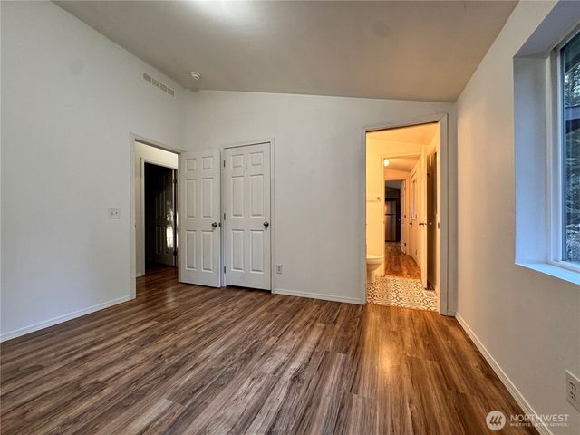 91 N Gadwall Place N, Hoodsport, WA 98548