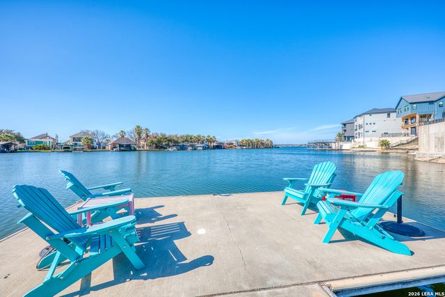 806 Highcrest Dr Apt 13, Granite Shoals, TX 78654