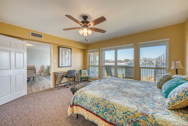 806 Highcrest Dr Apt 13, Granite Shoals, TX 78654