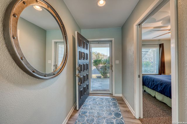 806 Highcrest Dr Apt 13, Granite Shoals, TX 78654