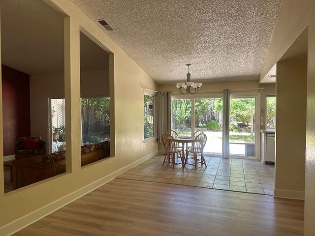 5727 Muldrow, Sacramento, CA 95841