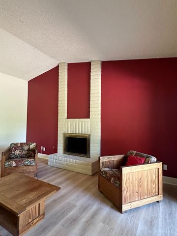 5727 Muldrow, Sacramento, CA 95841