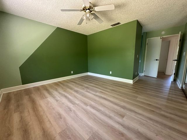 5727 Muldrow, Sacramento, CA 95841