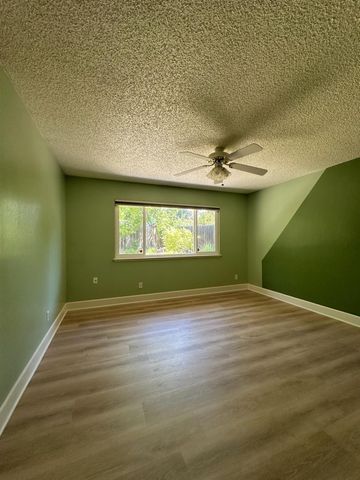 5727 Muldrow, Sacramento, CA 95841