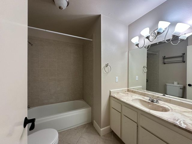 5727 Muldrow, Sacramento, CA 95841