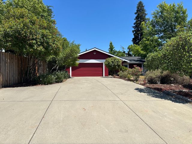 5727 Muldrow, Sacramento, CA 95841