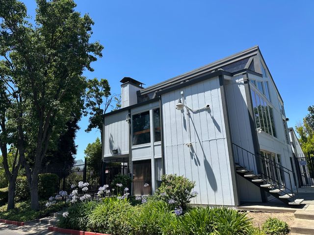 5727 Muldrow, Sacramento, CA 95841