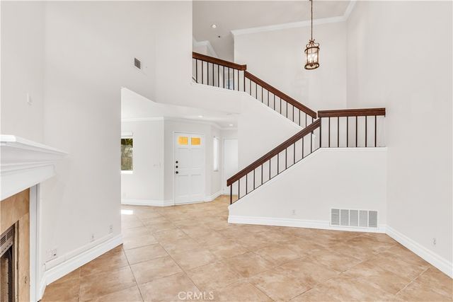 22 Rosewood, Aliso Viejo, CA 92656