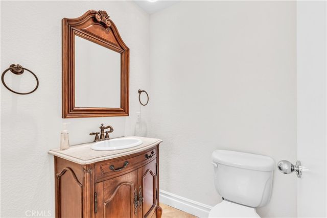 22 Rosewood, Aliso Viejo, CA 92656