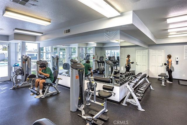 22 Rosewood, Aliso Viejo, CA 92656