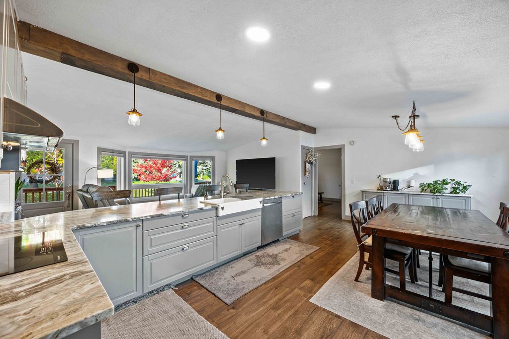 11 E Nicklaus Avenue, Kalispell, MT 59901 photo 5