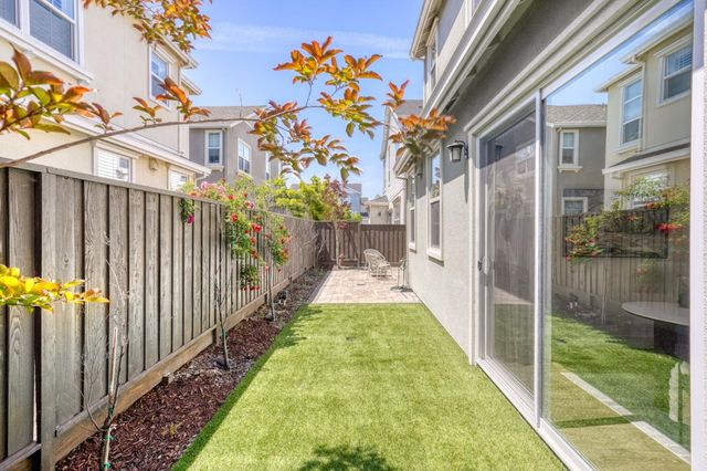 8576 Tailwind Avenue, Newark, CA 94560
