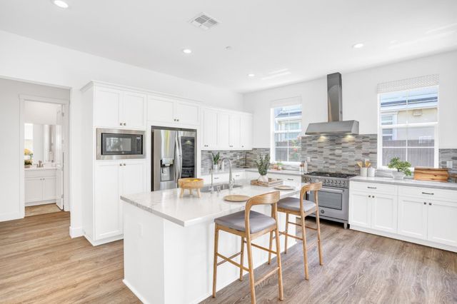 8576 Tailwind Avenue, Newark, CA 94560