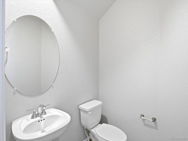 21244 E 65th Dr, Aurora, CO 80019