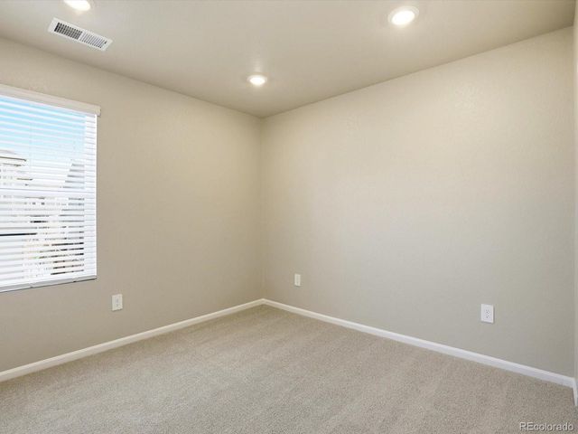 21244 E 65th Dr, Aurora, CO 80019