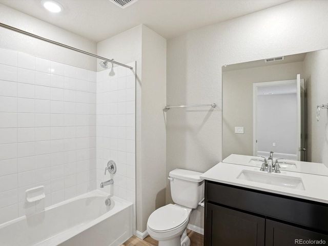 21244 E 65th Dr, Aurora, CO 80019