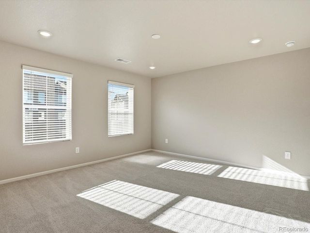 21244 E 65th Dr, Aurora, CO 80019