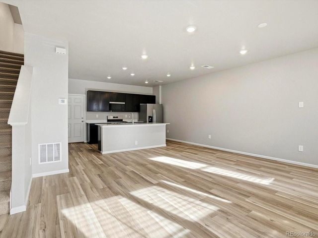 21244 E 65th Dr, Aurora, CO 80019