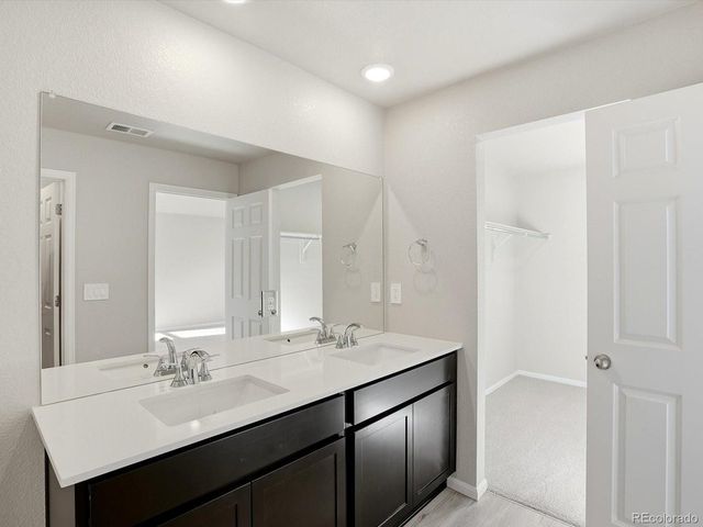 21244 E 65th Dr, Aurora, CO 80019