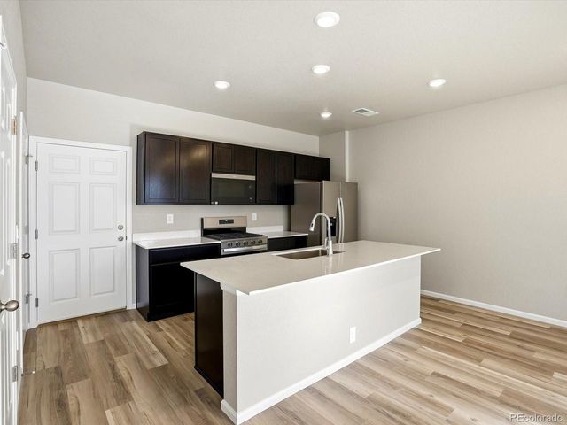 21244 E 65th Dr, Aurora, CO 80019