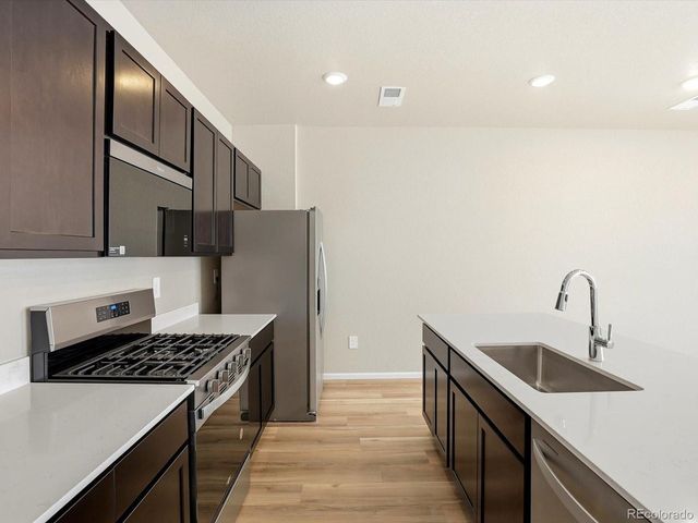 21244 E 65th Dr, Aurora, CO 80019