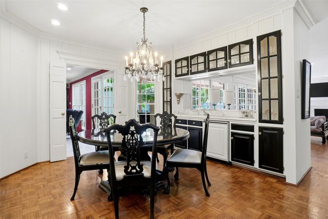 4106 Shady Valley Drive, Arlington, TX 76013