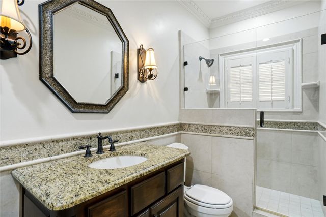 4106 Shady Valley Drive, Arlington, TX 76013