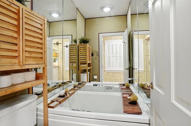 4106 Shady Valley Drive, Arlington, TX 76013