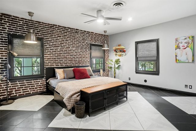 4106 Shady Valley Drive, Arlington, TX 76013