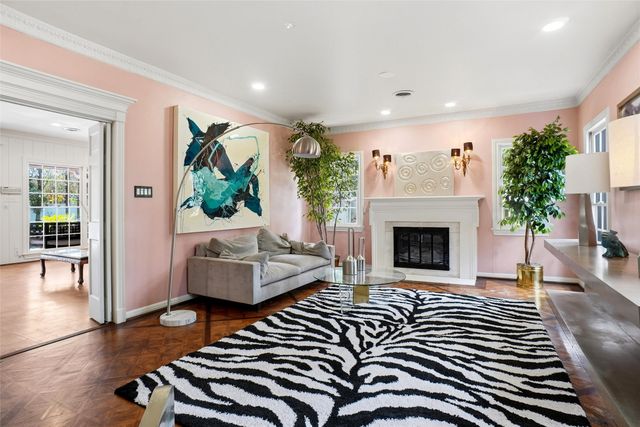 4106 Shady Valley Drive, Arlington, TX 76013